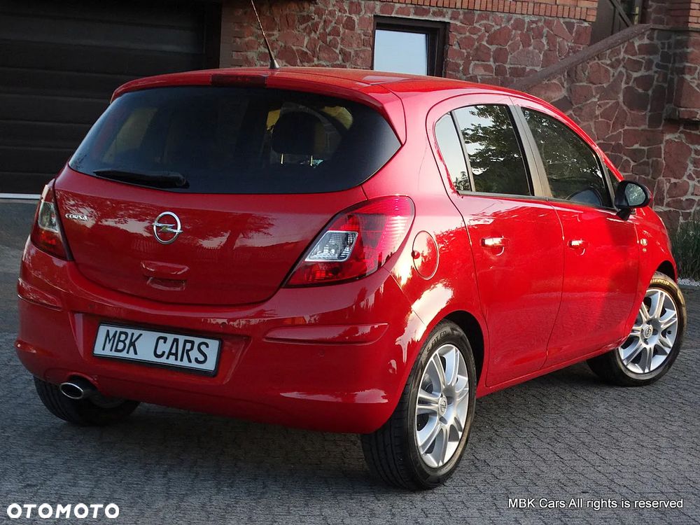 Opel Corsa 1.4 16V Satellite - 10
