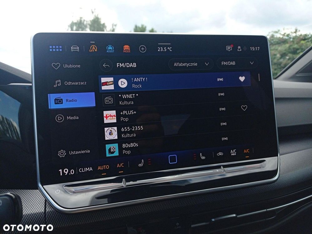 Volkswagen Golf - 33