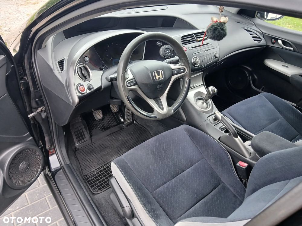 Honda Civic - 10