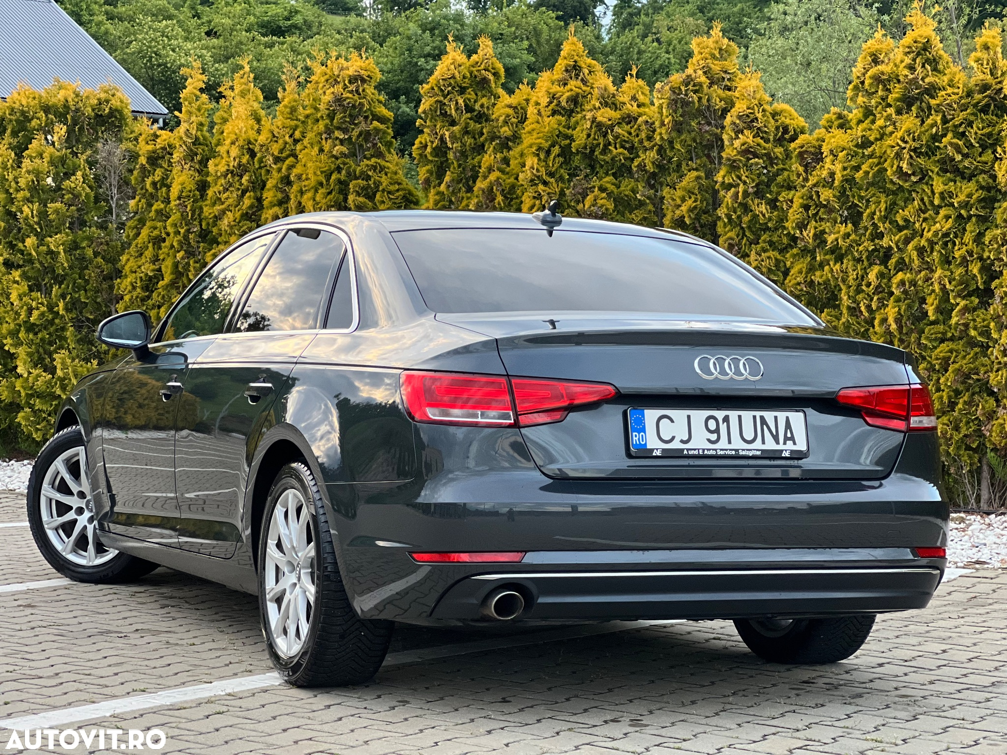 Audi A4 Avant 2.0 TDI S tronic - 3