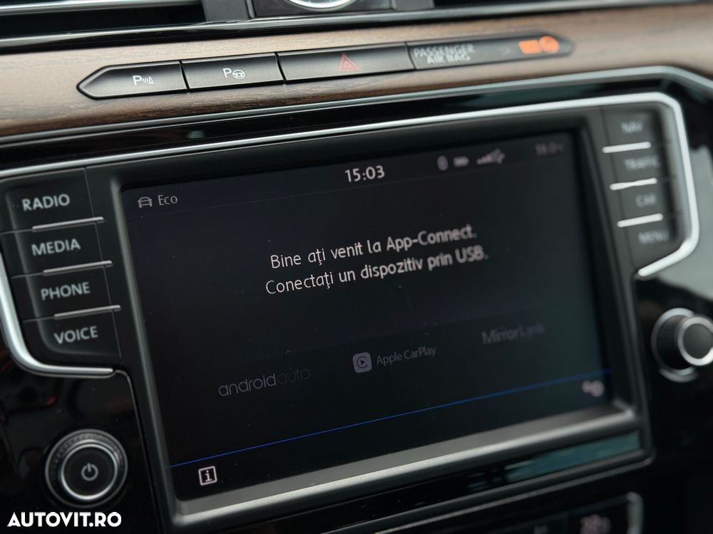 Volkswagen Passat - 20