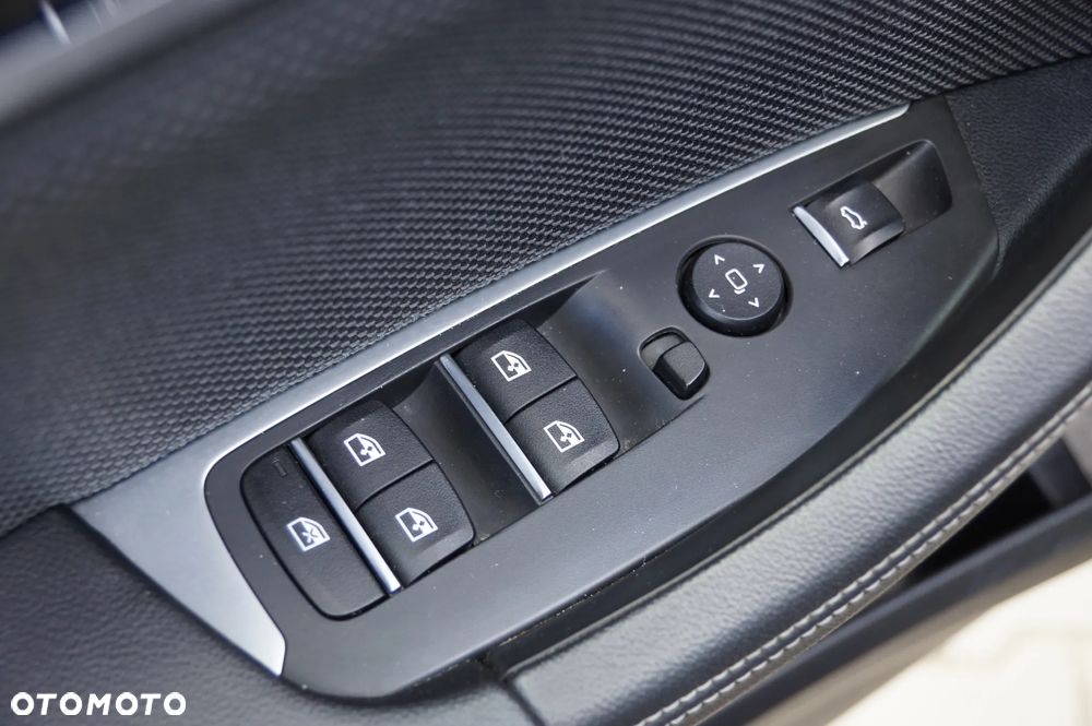 BMW X3 xDrive20d - 25