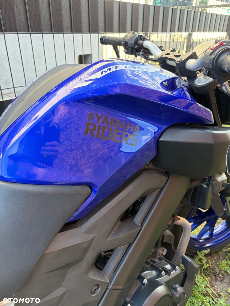 Yamaha MT - 11