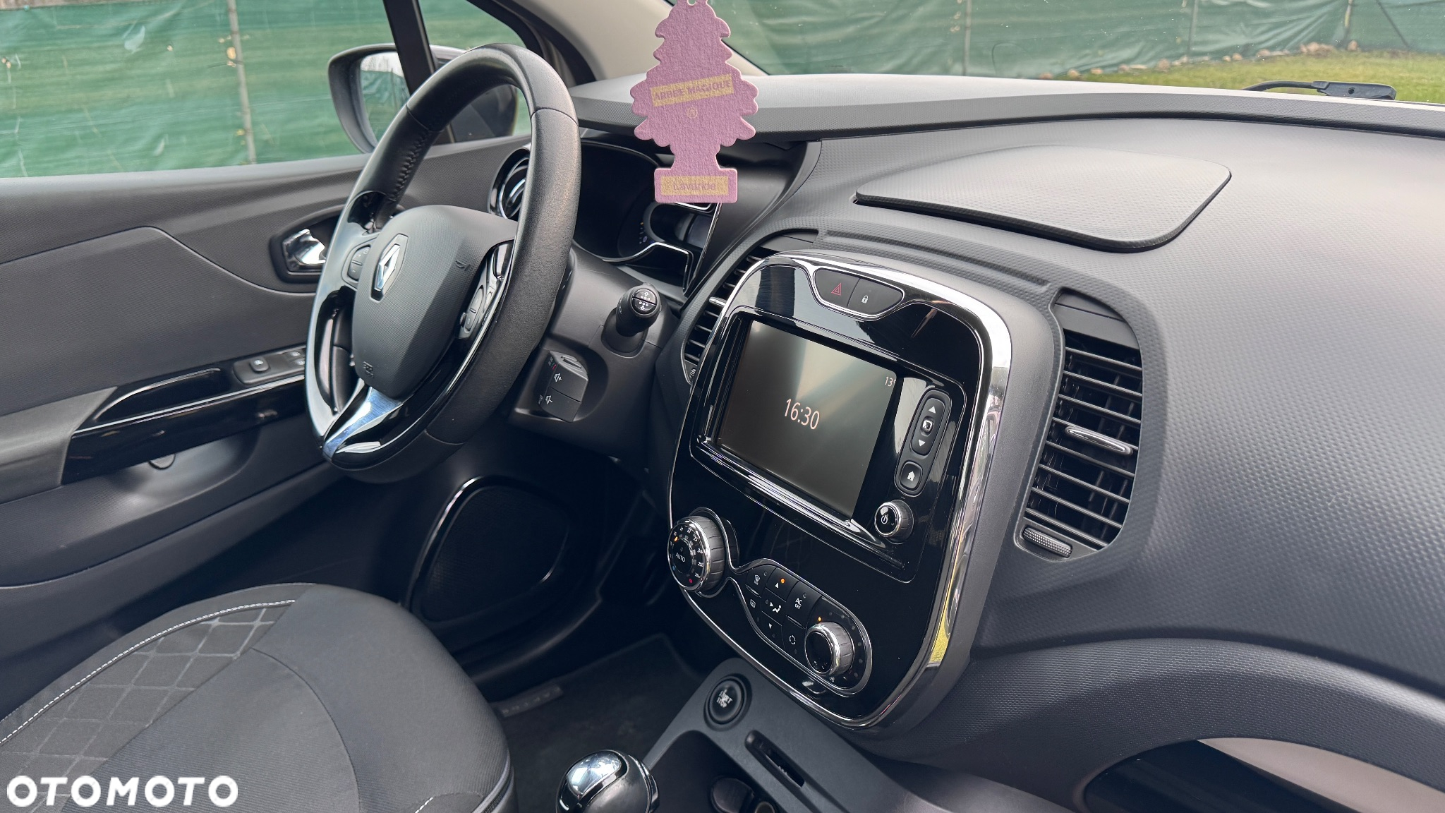 Renault Captur 1.5 dCi Energy Limited EDC - 16