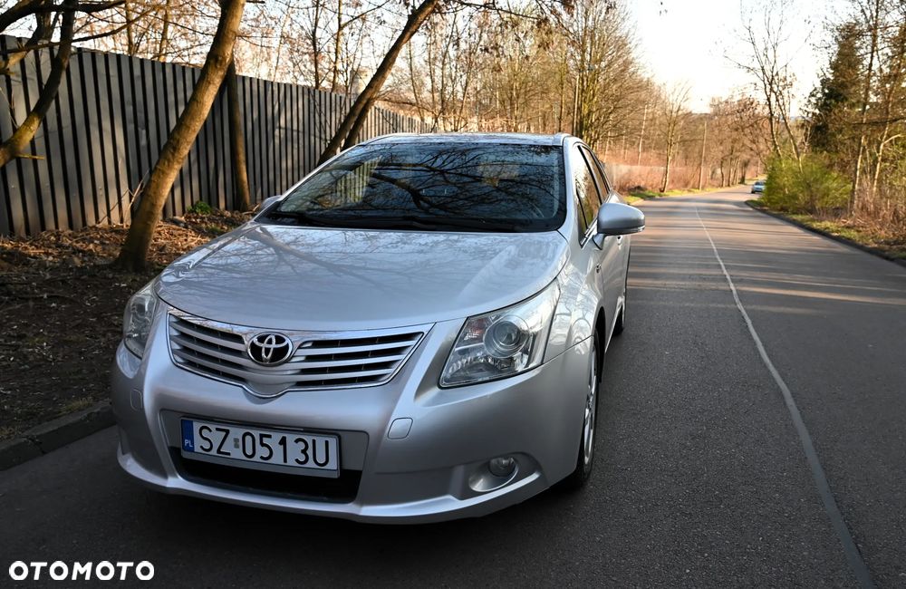 Toyota Avensis - 3