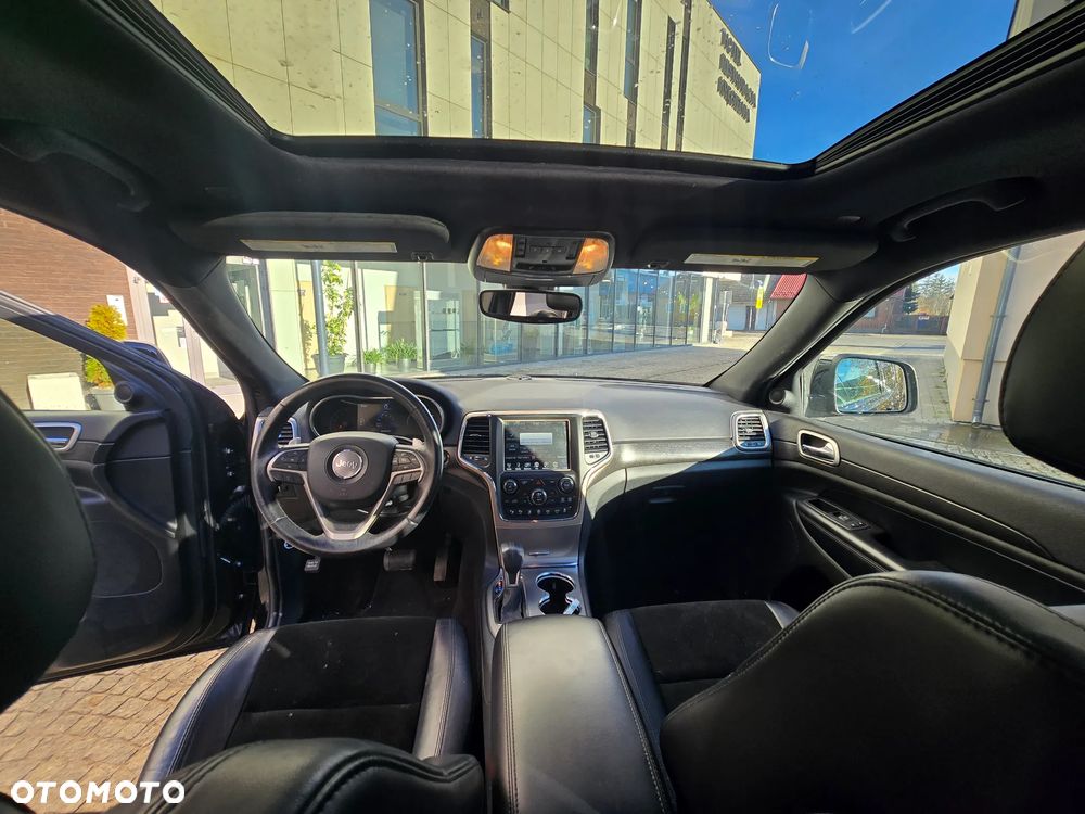 Jeep Grand Cherokee - 18