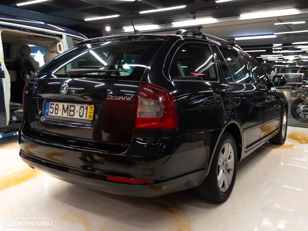 Skoda Octavia Break 1.6 TDi Elegance - 9