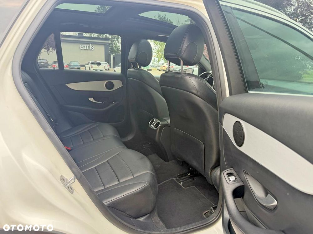 Mercedes-Benz GLC 300 4-Matic - 6