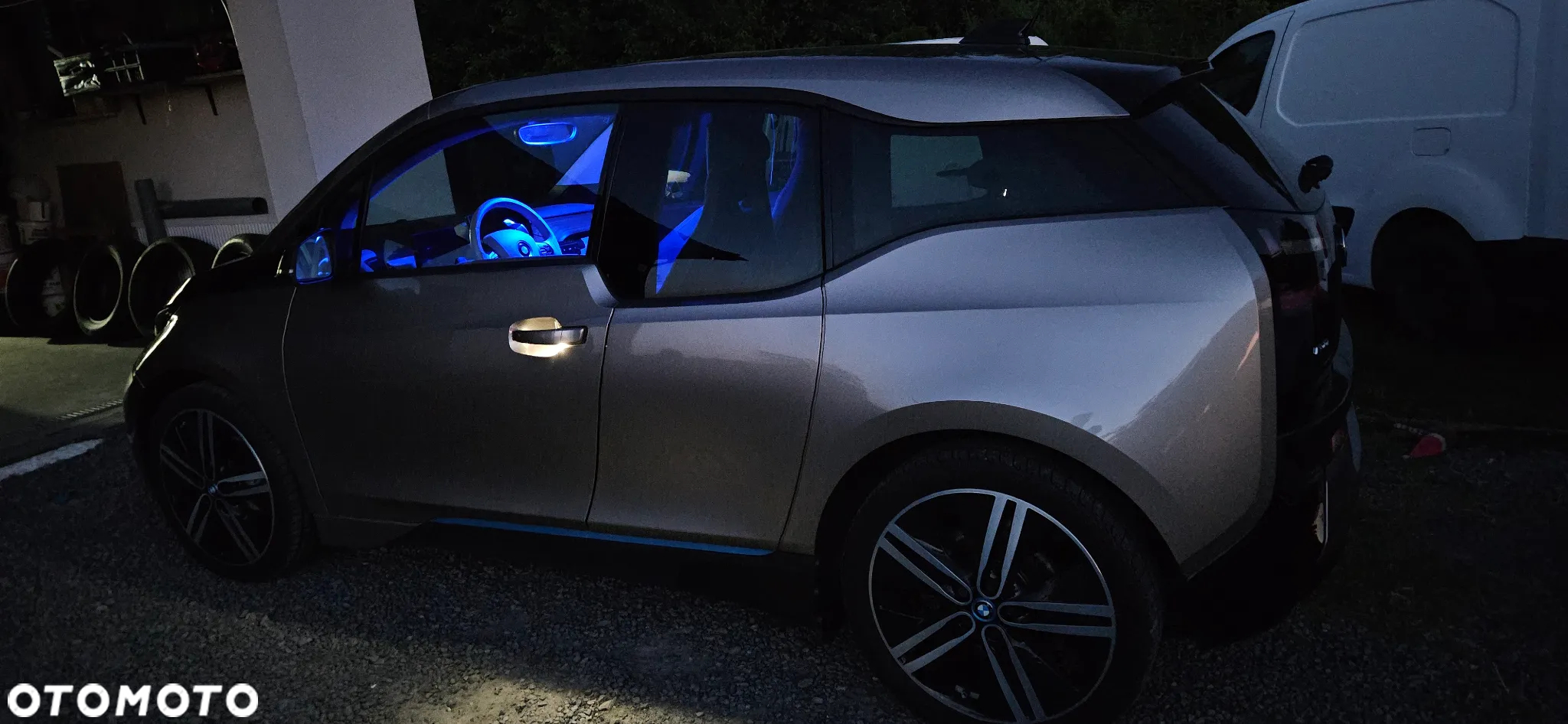 BMW i3 Standard - 32