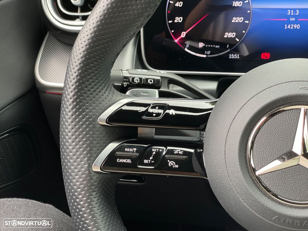 Mercedes-Benz GLC 300 e 4Matic 9G-TRONIC Edition AMG Line - 22