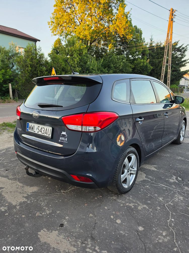 Kia Carens 1.7 CRDi XL 7os - 4
