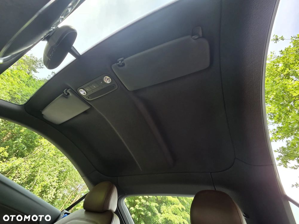 Audi TT Coupé 2.0 TDI Quattro - 11