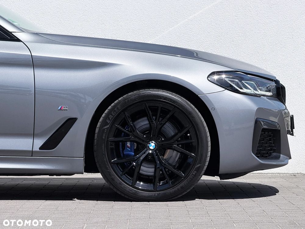 BMW Seria 5 530i xDrive M Sport sport - 14