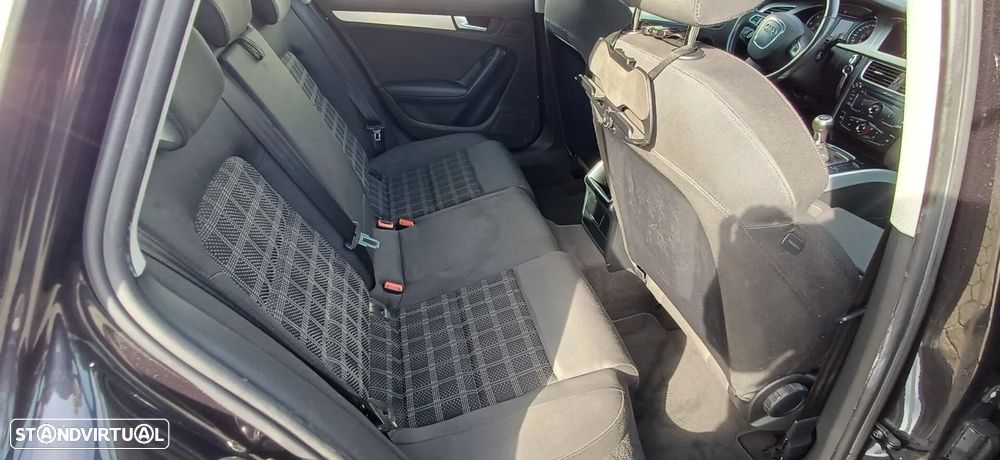 Audi A4 Avant 2.0 TDI Sport - 23