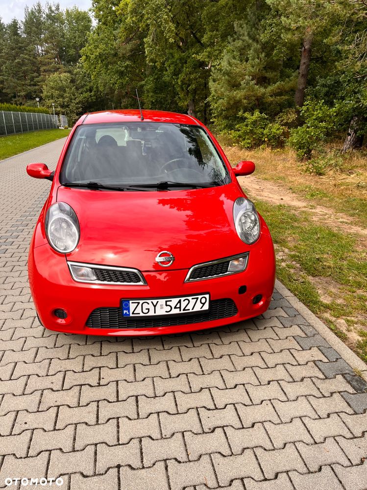 Nissan Micra - 1