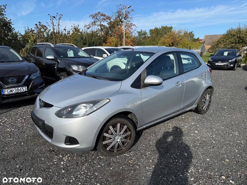 Mazda 2 - 3