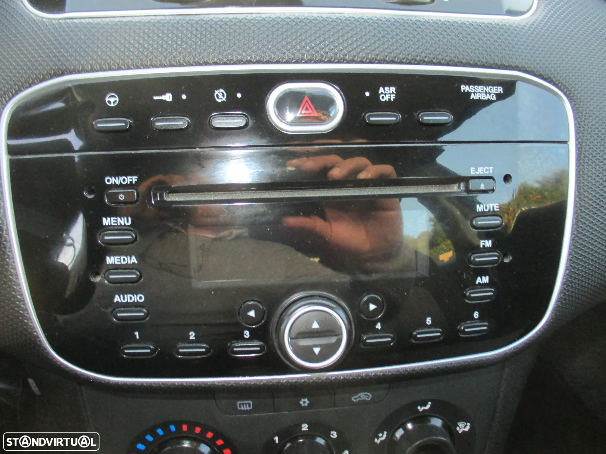 Fiat Punto 1.3 M-Jet Lounge S&S - 13