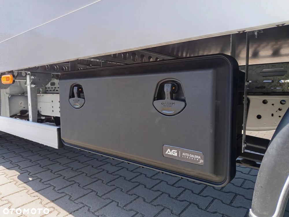 Ford Transit - 9