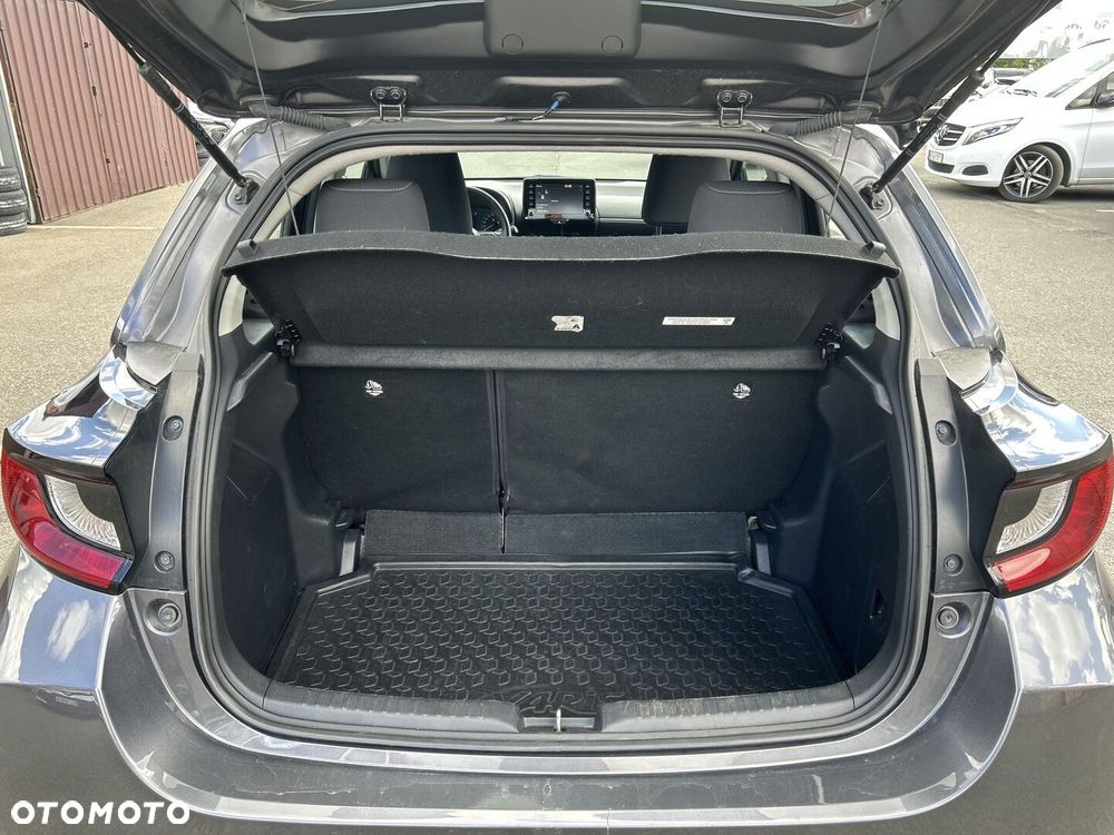 Toyota Yaris Hybrid 1.5 Comfort - 22