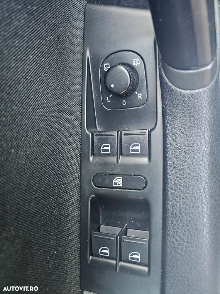 Volkswagen Passat - 19