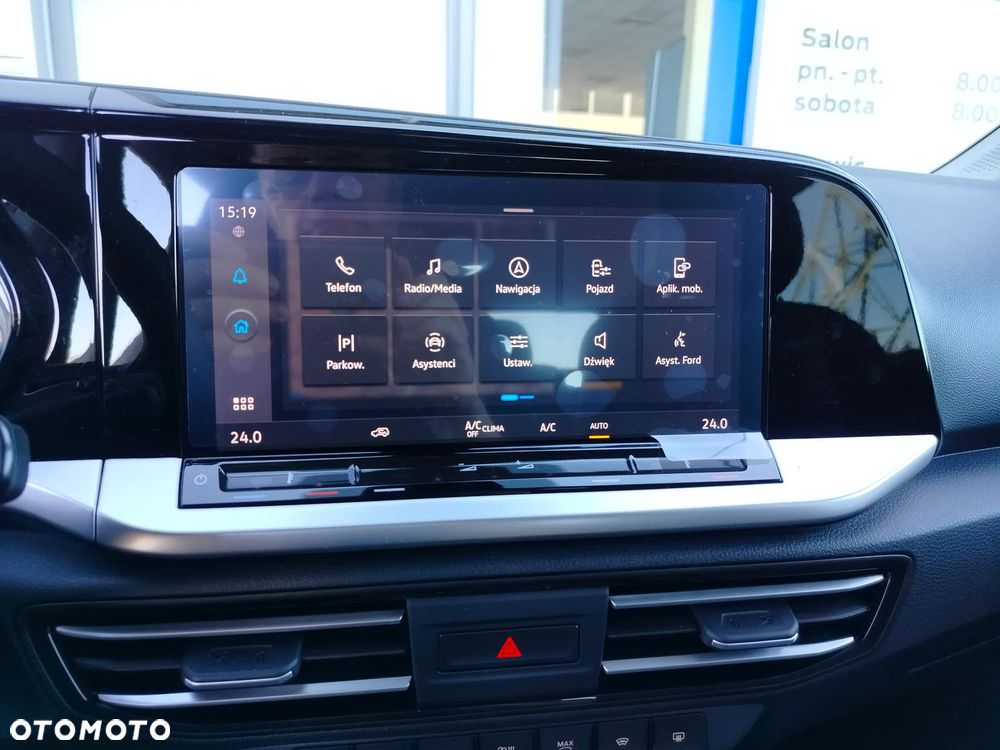 Ford Tourneo Connect 1.5 EcoBoost Titanium - 9