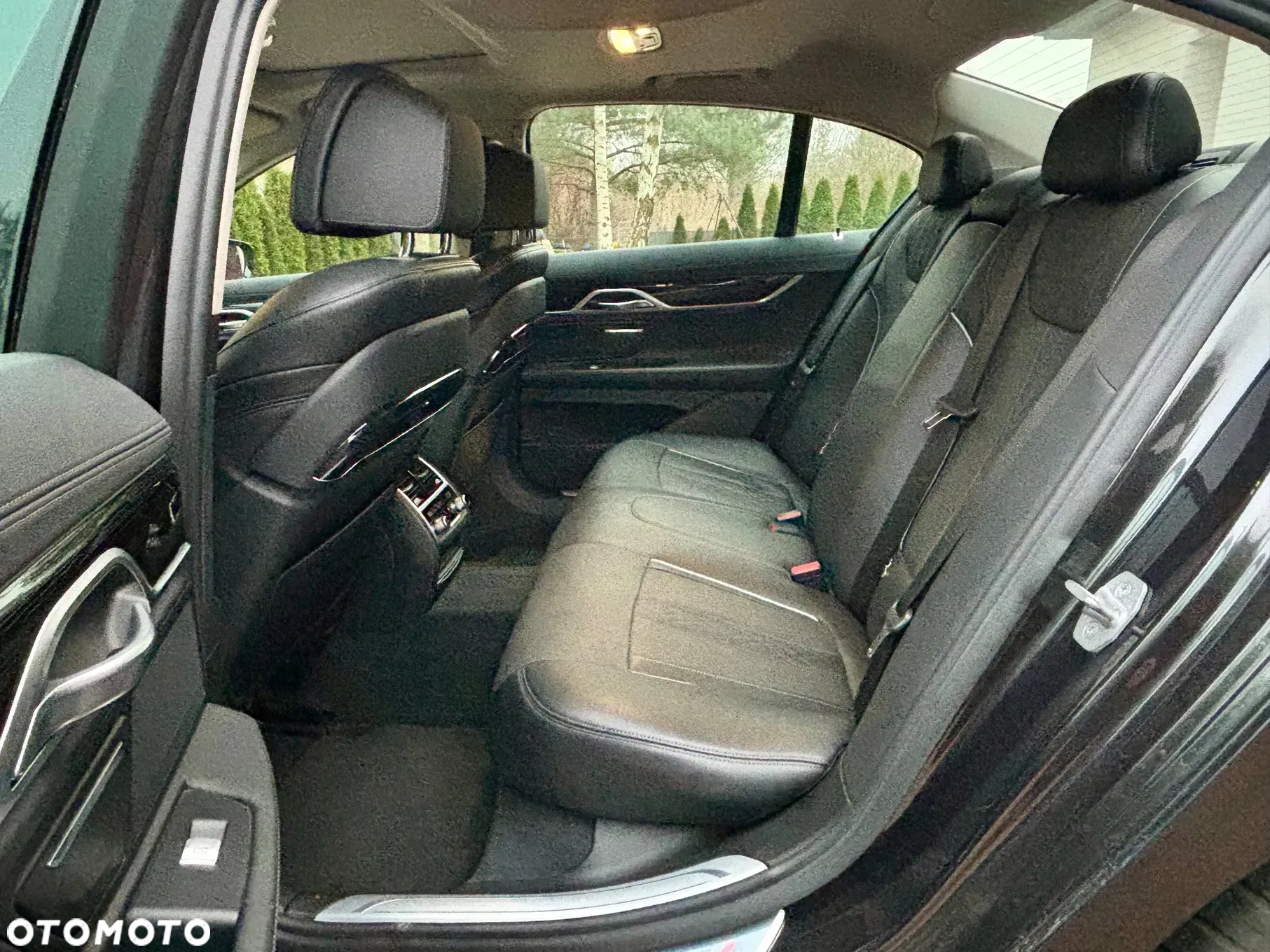 BMW Seria 7 740d xDrive - 9