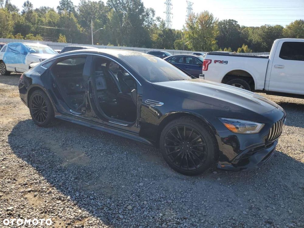 Mercedes-Benz AMG GT - 5