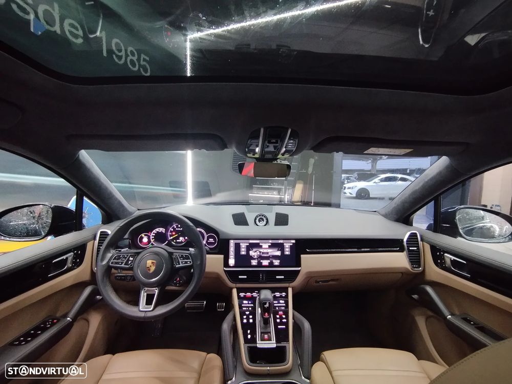 Porsche Cayenne Coupé Turbo S E-Hybrid - 26