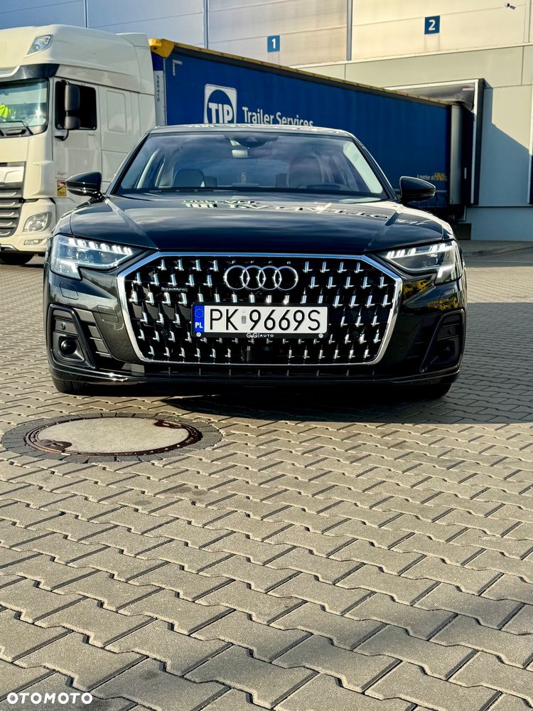 Audi A8 - 2