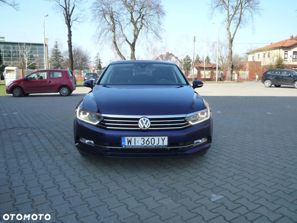 Volkswagen Passat 2.0 TDI SCR Comfortline - 10