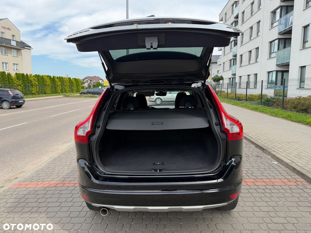Volvo XC 60 D3 Momentum - 19