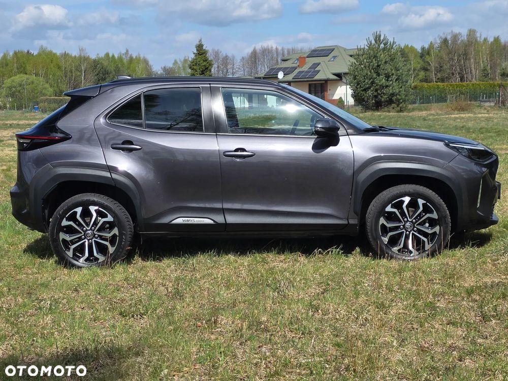 Toyota Yaris Cross Hybrid 1.5 Premiere Edition - 4