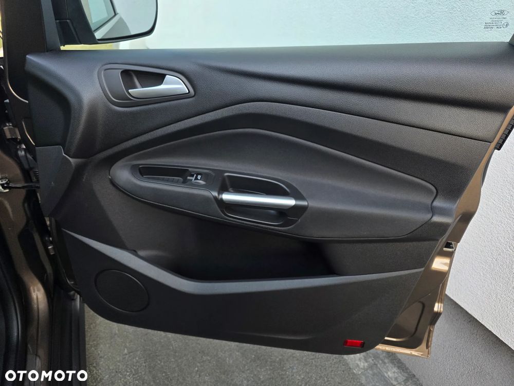 Ford C-MAX 1.5 TDCi Titanium - 27