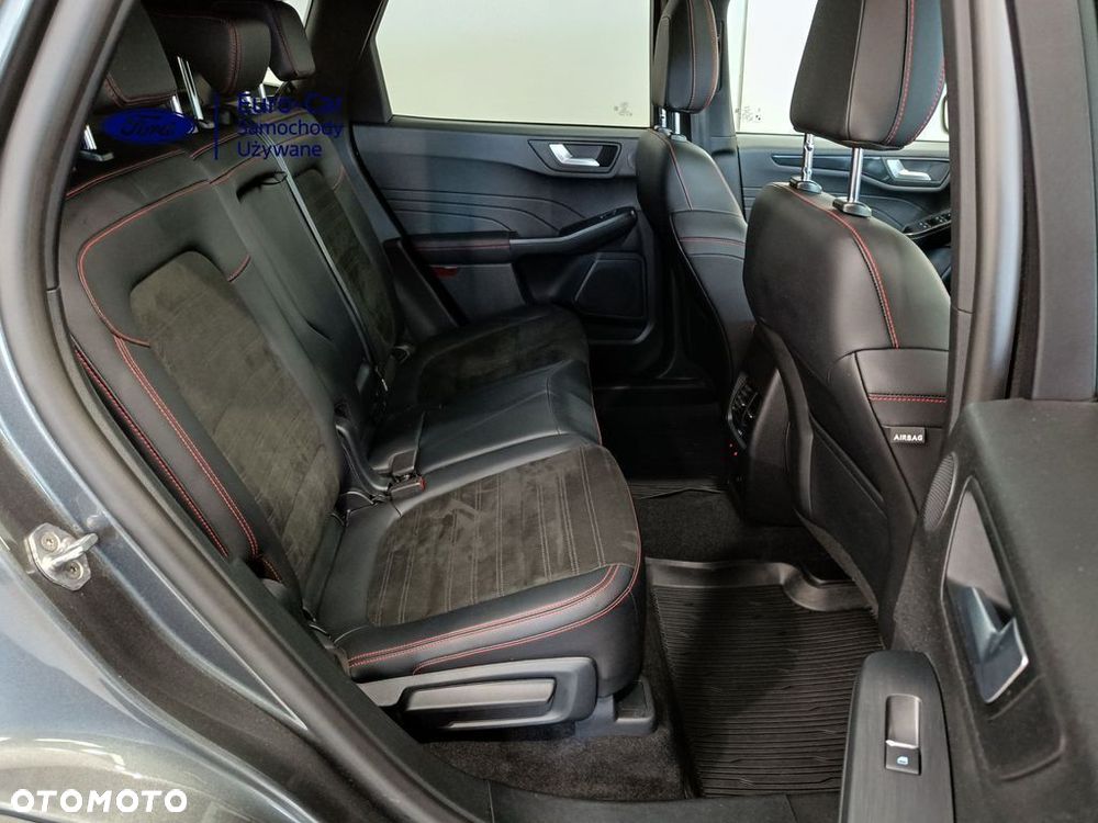 Ford Kuga 2.5P PHEV FWD ST-Line X - 29