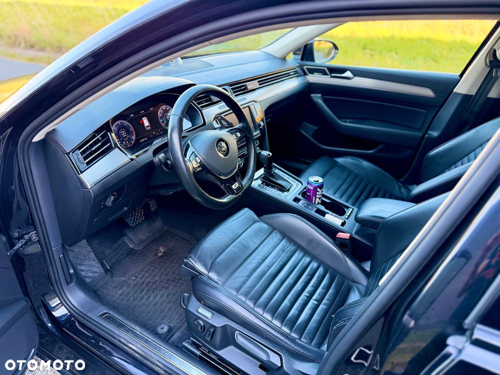 Volkswagen Passat 2.0 TDI BMT 4Mot Highline DSG - 10