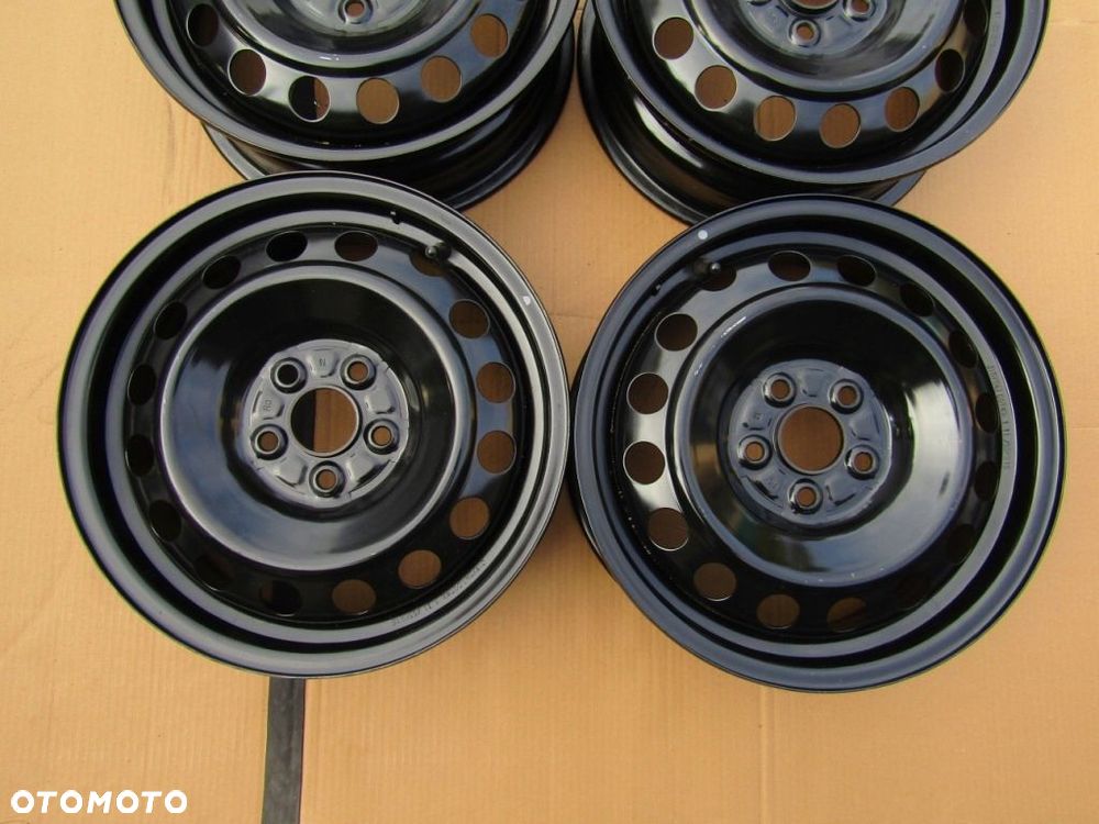 4x Felgi Felga 15 Toyota Verso S Subaru Trezia 5,5j 5x100 ET45 - 6