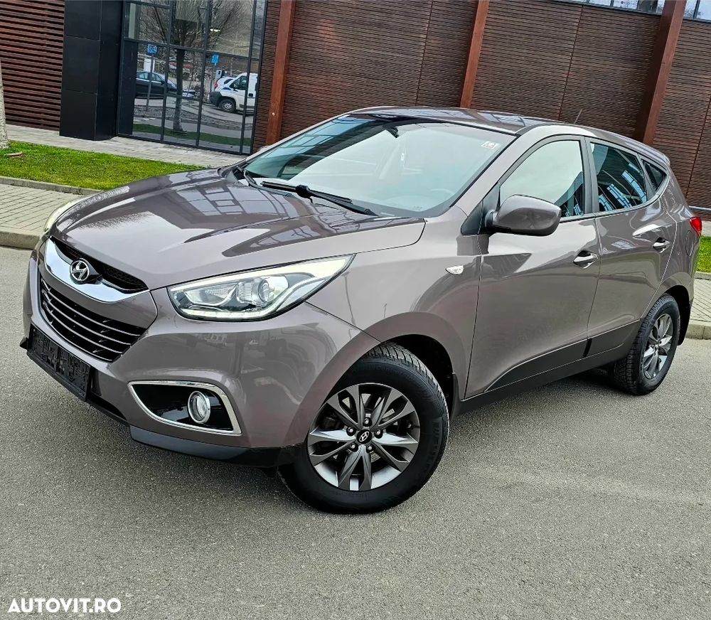 Hyundai ix35 2.0 CRDI 4WD Finale Gold - 1