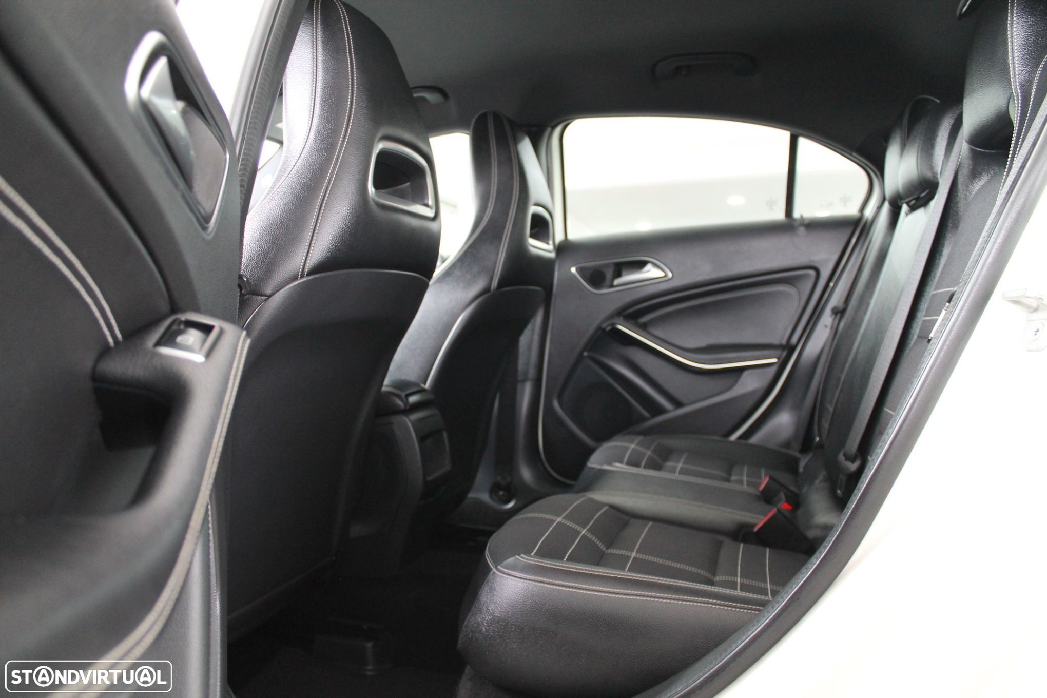 Mercedes-Benz A 180 CDi BE Edition Urban - 12