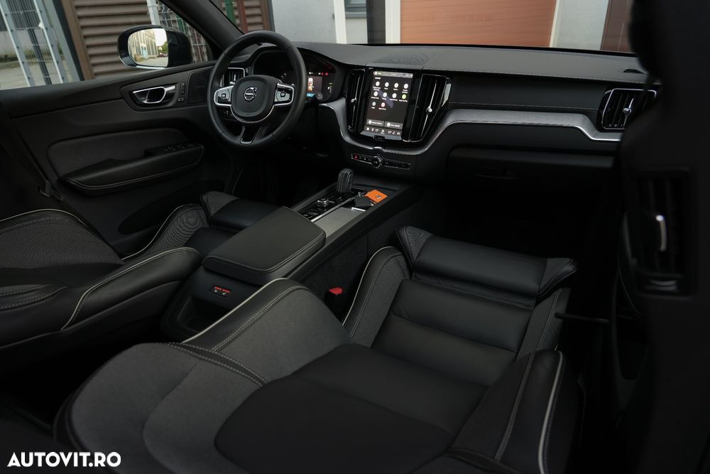 Volvo XC 60 T6 AWD Recharge Geartronic Inscription - 23