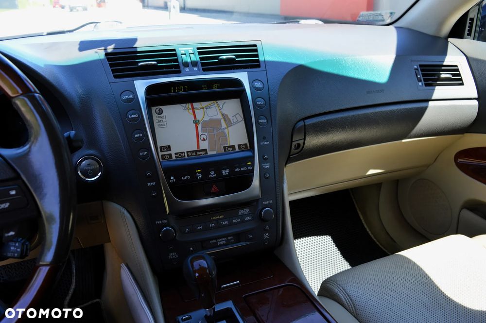 Lexus GS 450h Prestige + - 13
