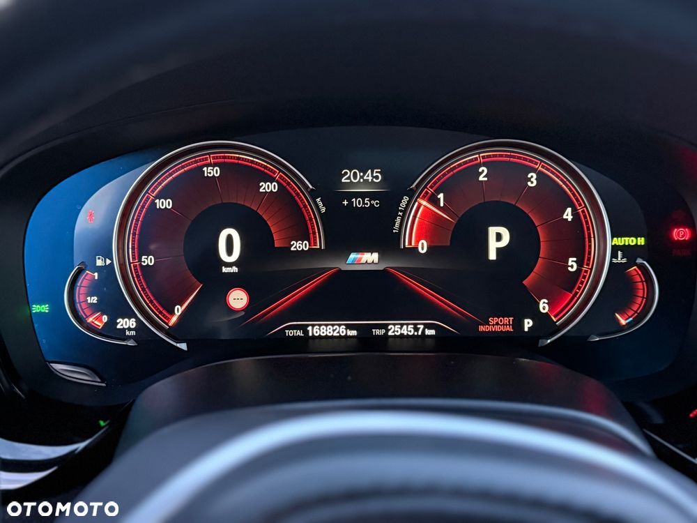 BMW Seria 5 520d M Sport - 34
