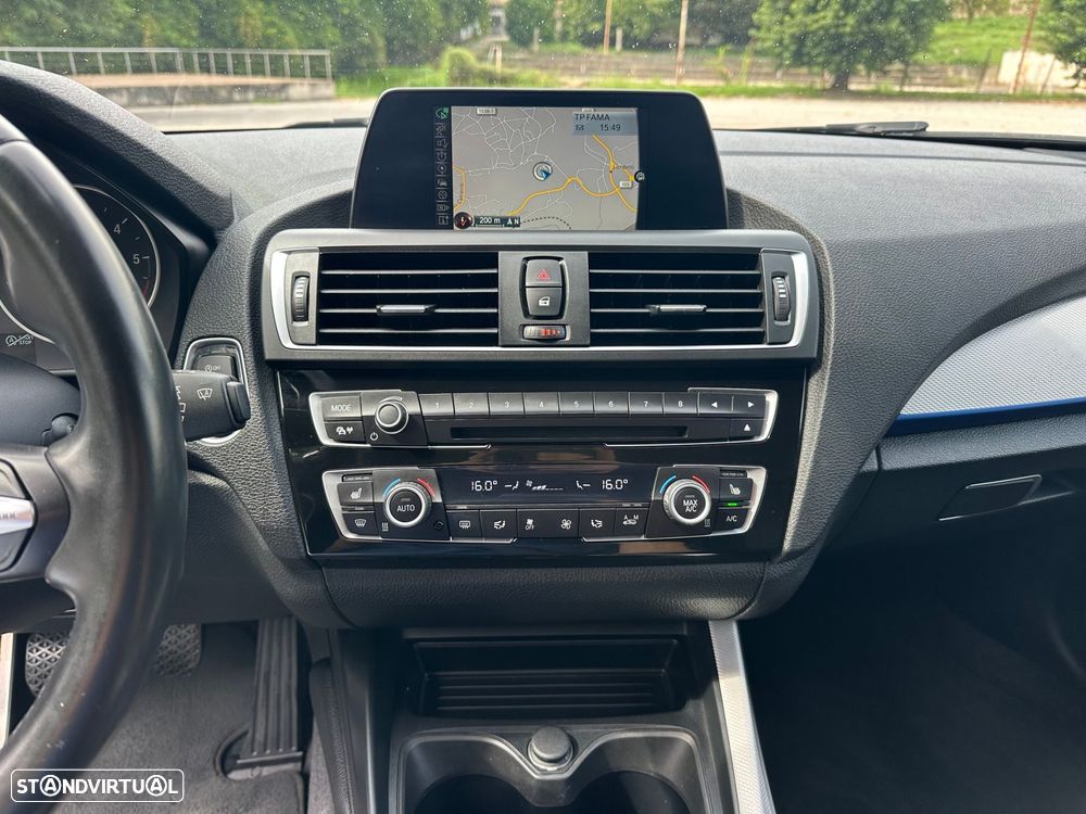 BMW 116 d Pack M - 11