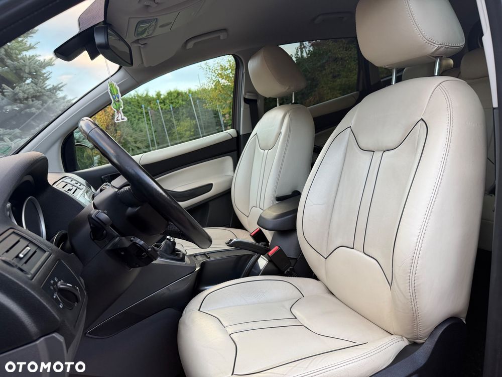 Ford Kuga 2.0 TDCi 4x4 Individual - 33