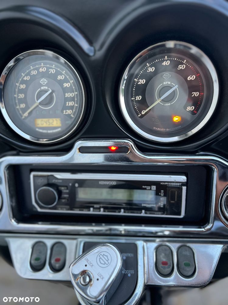 Harley-Davidson Touring Electra Glide - 4