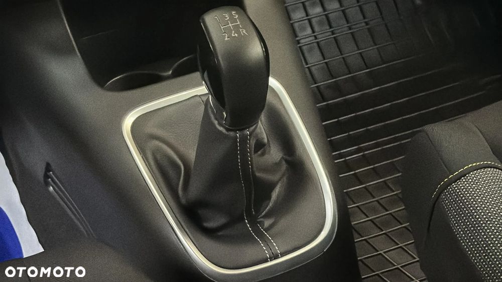 Citroën C3 1.2 PureTech Shine - 14