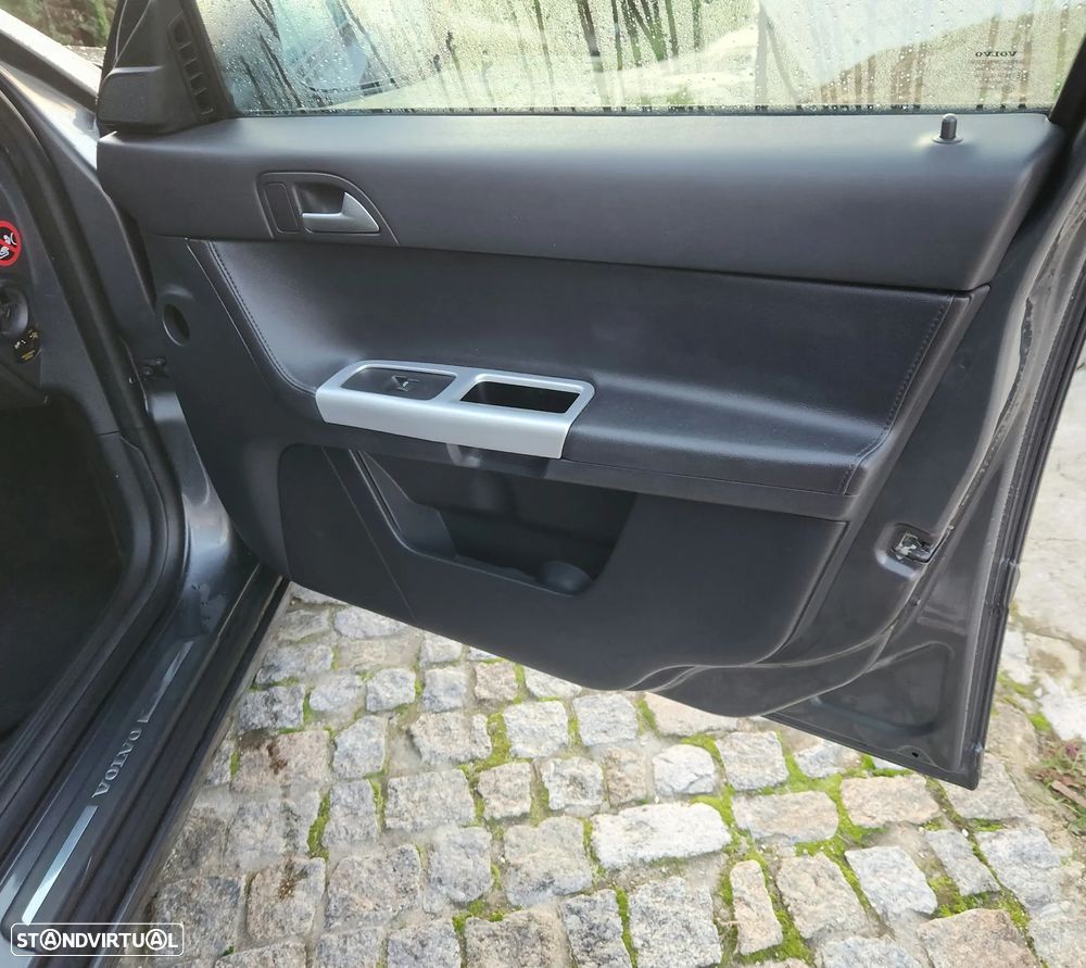 Volvo V50 DPF D2 RDesign Pro Edition - 16