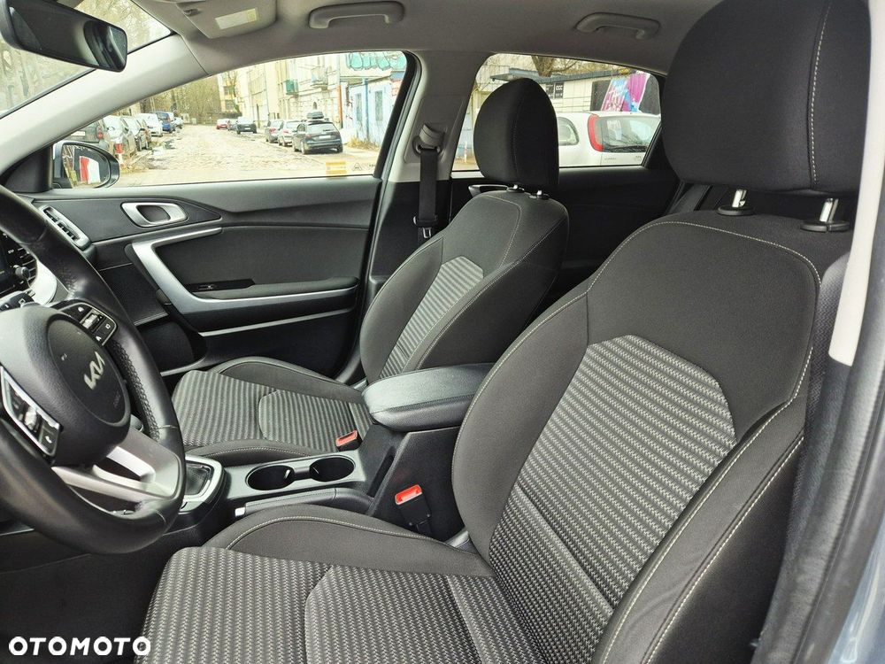 Kia Ceed 1.5 T-GDI M DCT - 10