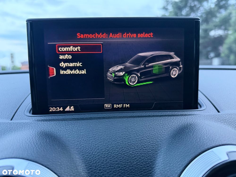 Audi A3 Sportback 40 e-tron S tronic sport - 26