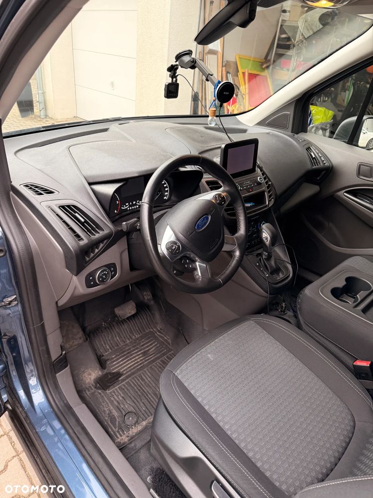 Ford Transit Connect - 13