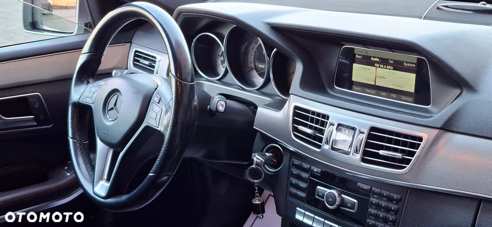 Mercedes-Benz Klasa E 200 CDI 7G-TRONIC Avantgarde - 23